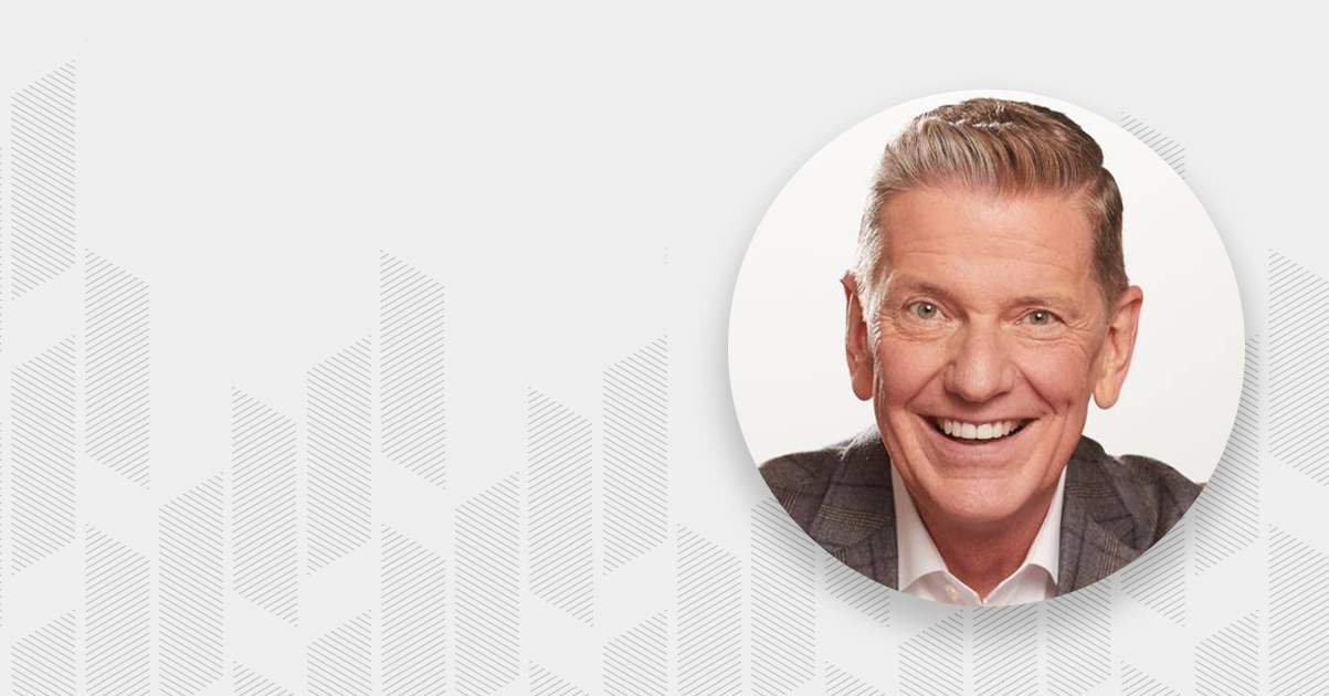 Achieve more in less time with Michael Hyatt's productivity system.